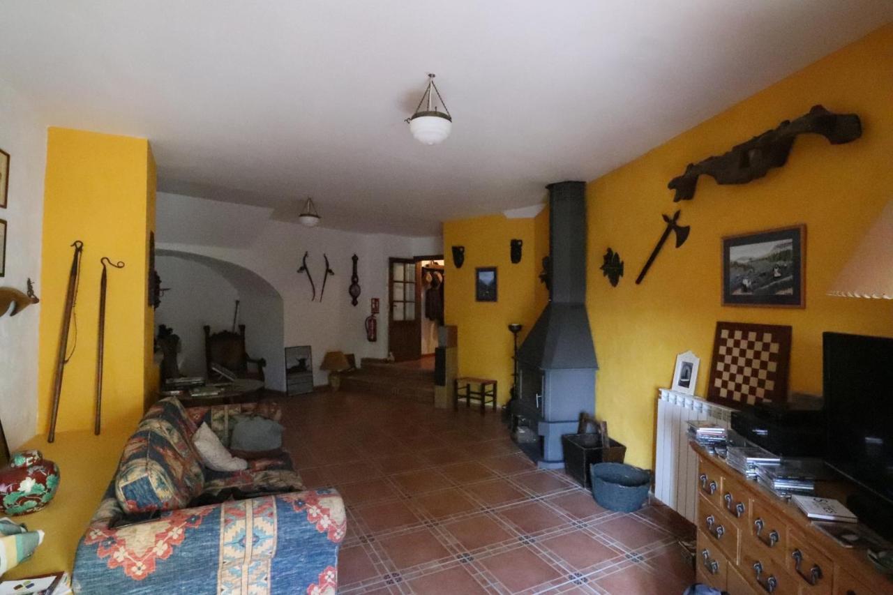 Bed and Breakfast Casa Amparo San Martín de Unx Exterior foto
